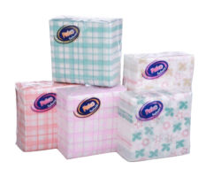 1 layer, 60 pieces, 100% cellulose | Dimensions: 330x330 mm | Trans. pak. 28 | Barcode: 8600101701619 Papirne salvete PAKO, štampane